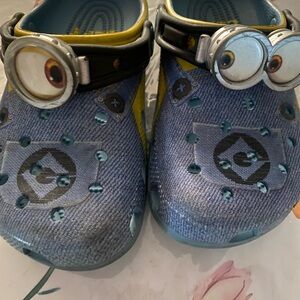 CROCS Kids Minions Blue and Yellow Slippers